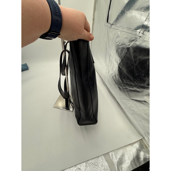 Patricia Nash Navy Blue Viana Leather Shoulder Bag - Picture 4 of 9